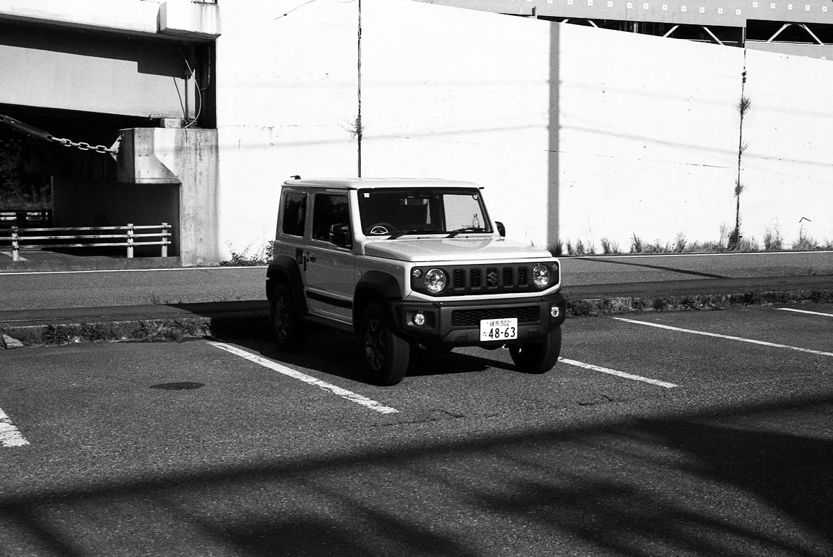 ジムニーで朝ごはん｜Leica M5 + SUMMILUX-M f1.4/50mm ASPH. + Marix 400