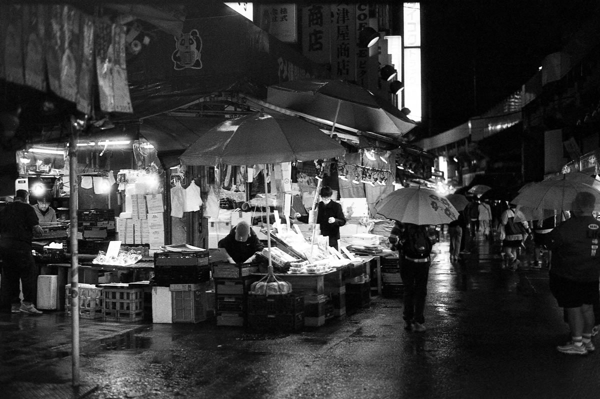 アメ横に来ました｜Leica M5 + SUMMILUX-M f1.4/50mm ASPH. + Marix 400